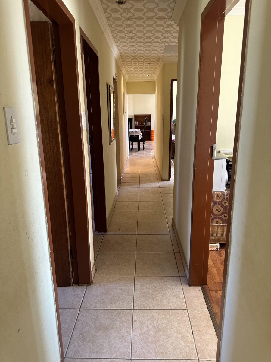 To Let 3 Bedroom Property for Rent in Mogwase Unit 4 North West